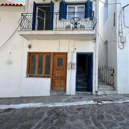 Evdilos Icarian Breeze 