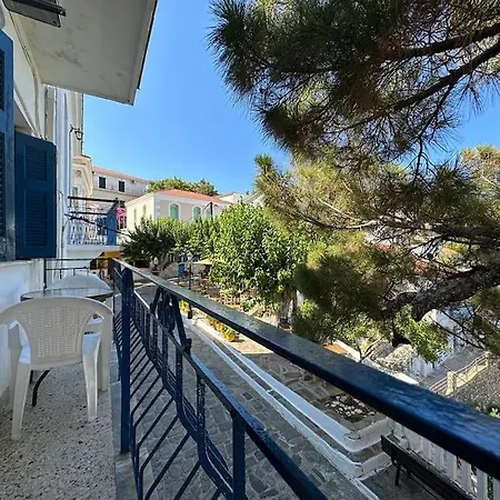 Evdilos Icarian Breeze 